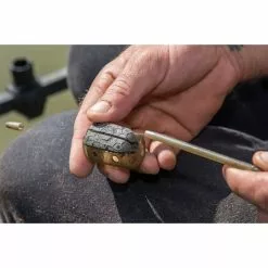 MATRIX Maggot Feeders -Aas en Voer Verkoop matrix maggot feeders gfr240 gfr241 gfr242 voerkorven 7