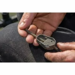 MATRIX Maggot Feeders -Aas en Voer Verkoop matrix maggot feeders gfr240 gfr241 gfr242 voerkorven 9